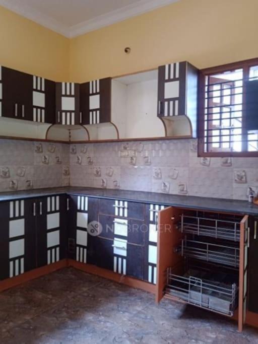 Holiday home Ghar-fully Furnished House With 2 Bedroom Hall And Kitchen *